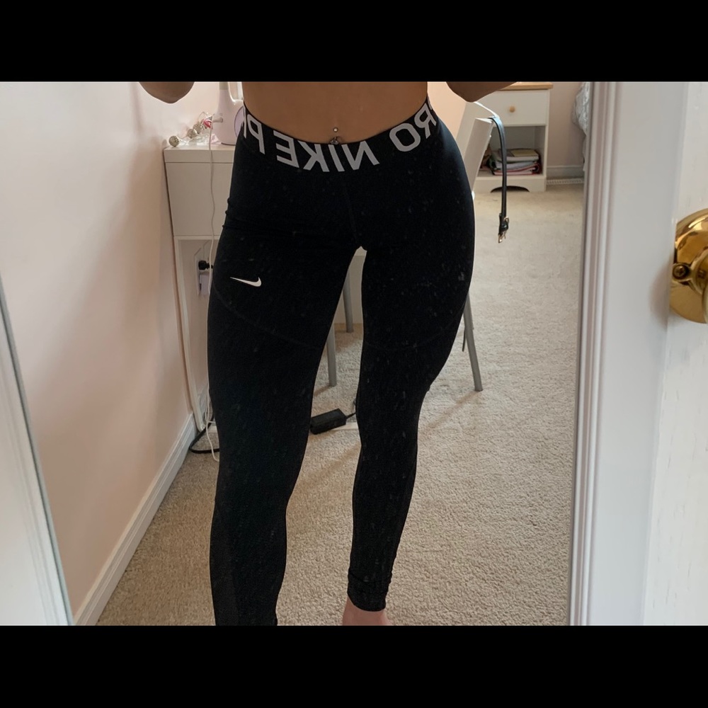 Nike pros size small